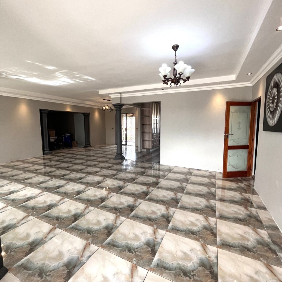 4 Bedroom Property for Sale in Despatch Central Eastern Cape